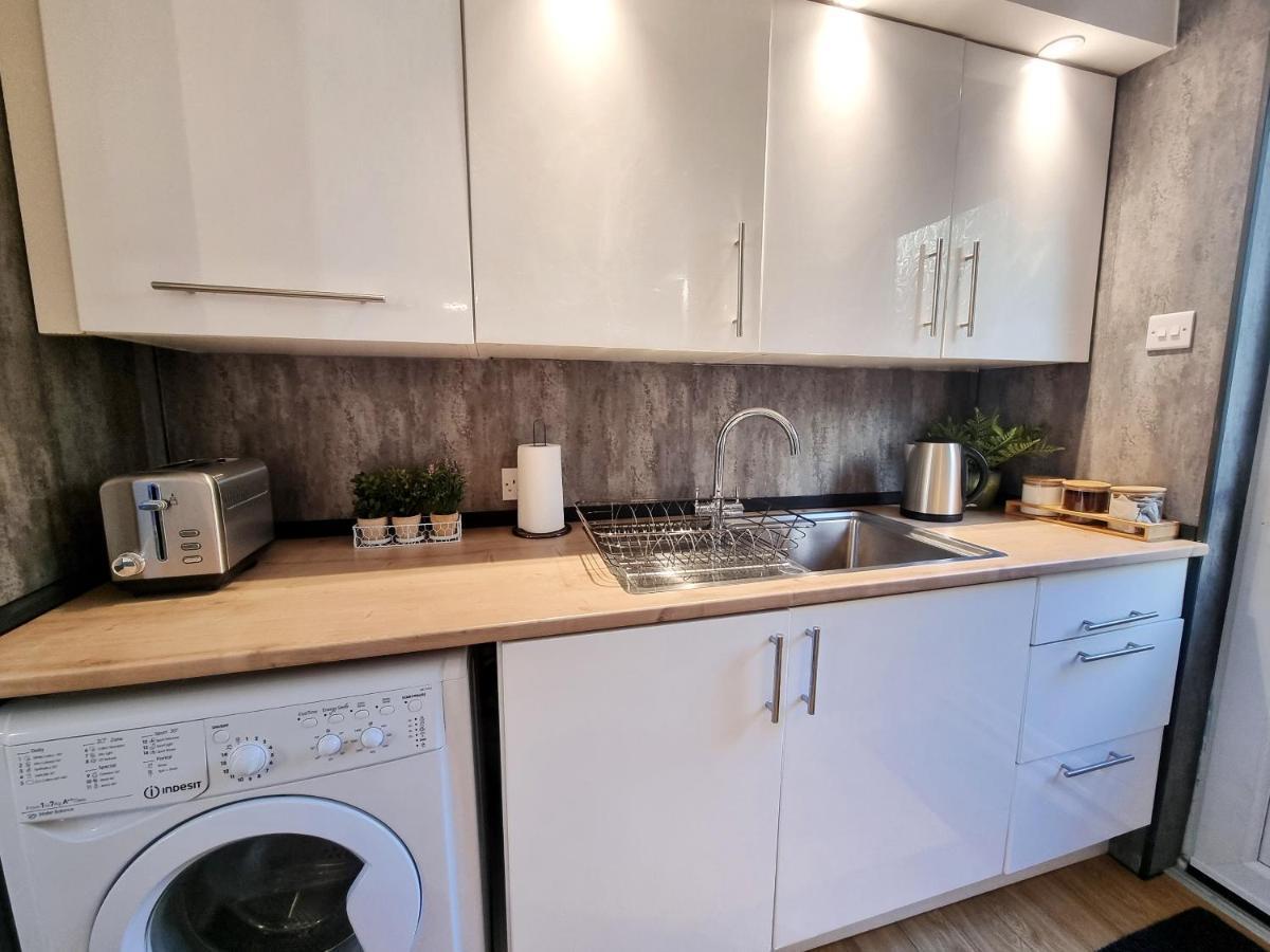 Cosy Apartment Nearby Train Station! Watford  Exterior foto